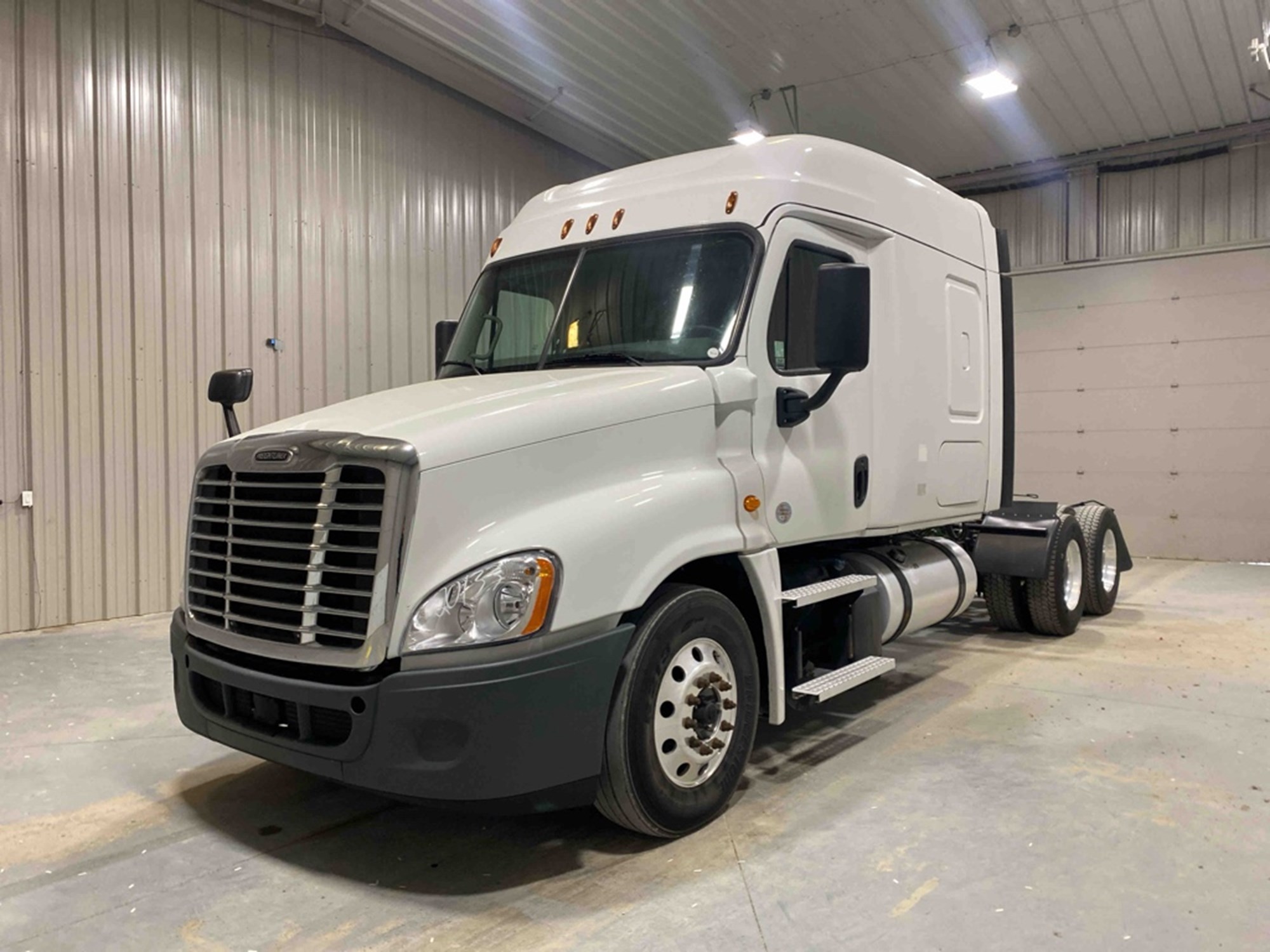 2020 FREIGHTLINER CASCADIA 125