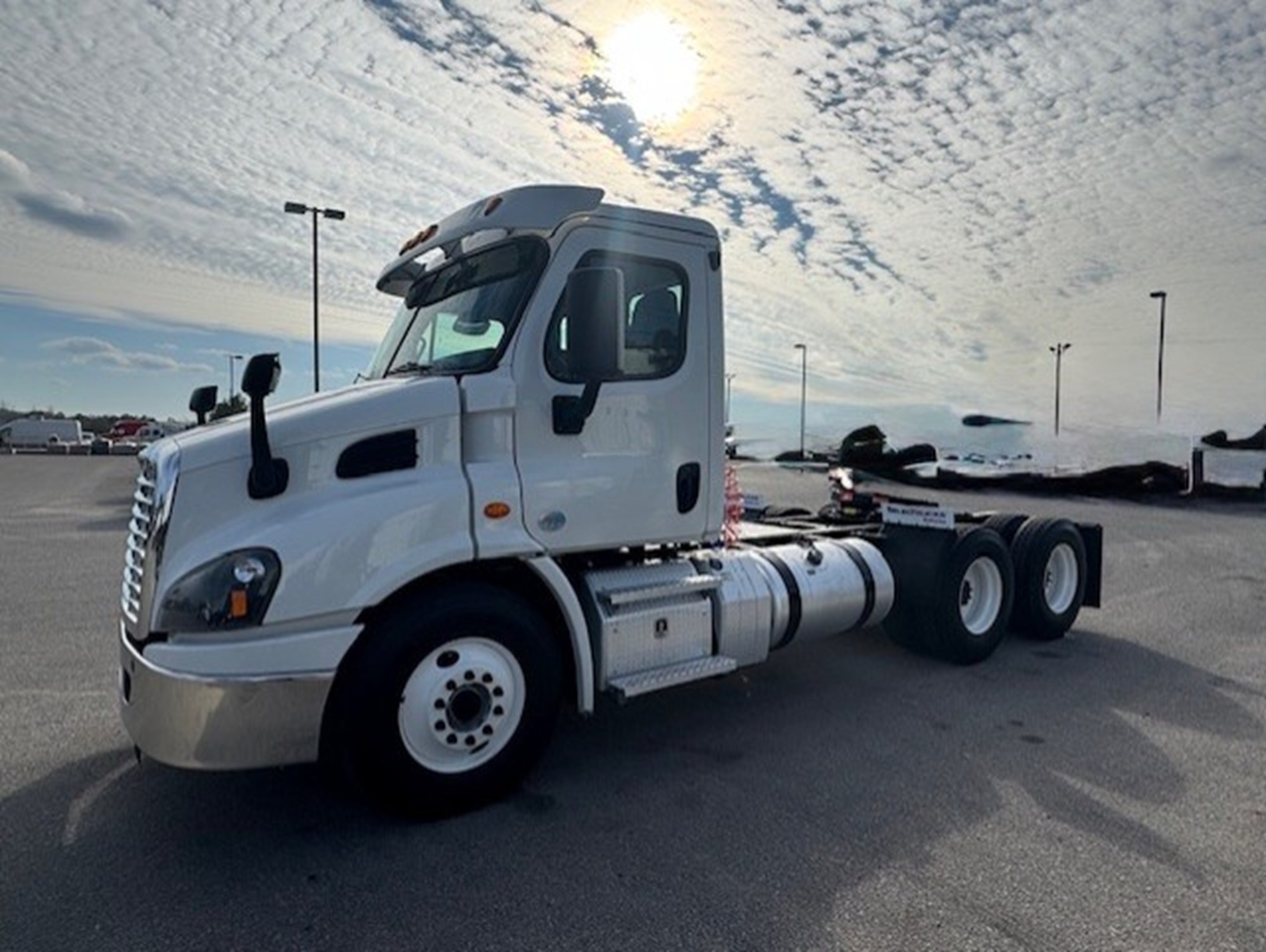 2020 FREIGHTLINER CA113 Cascadia