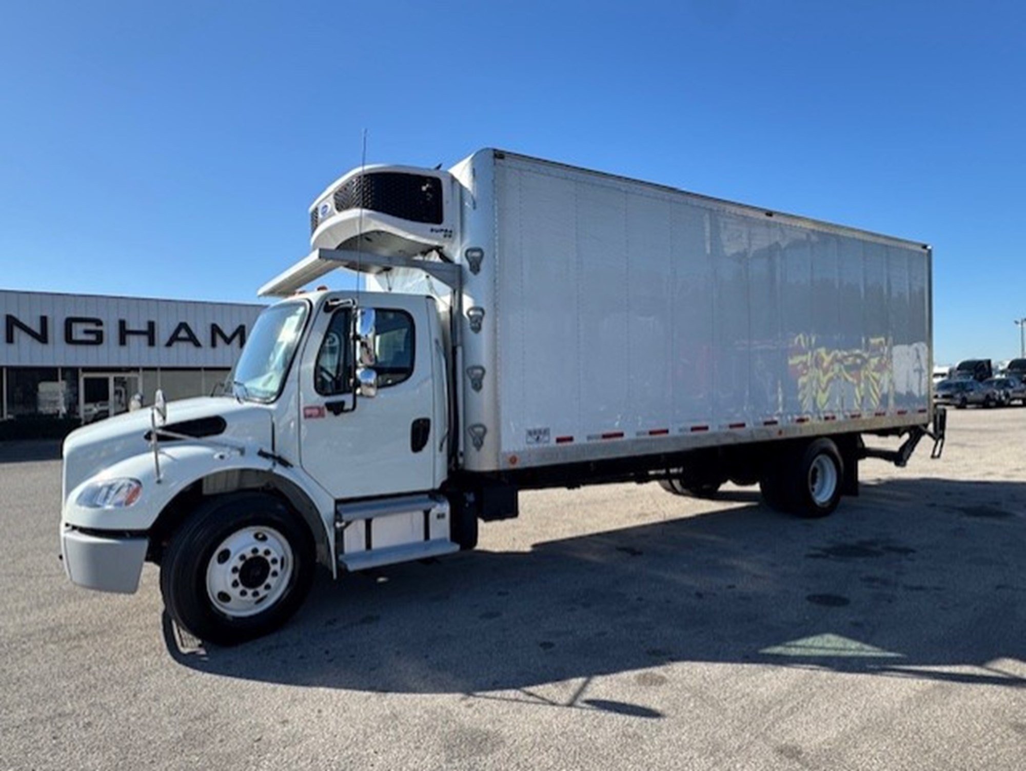 2023 FREIGHTLINER M2 106