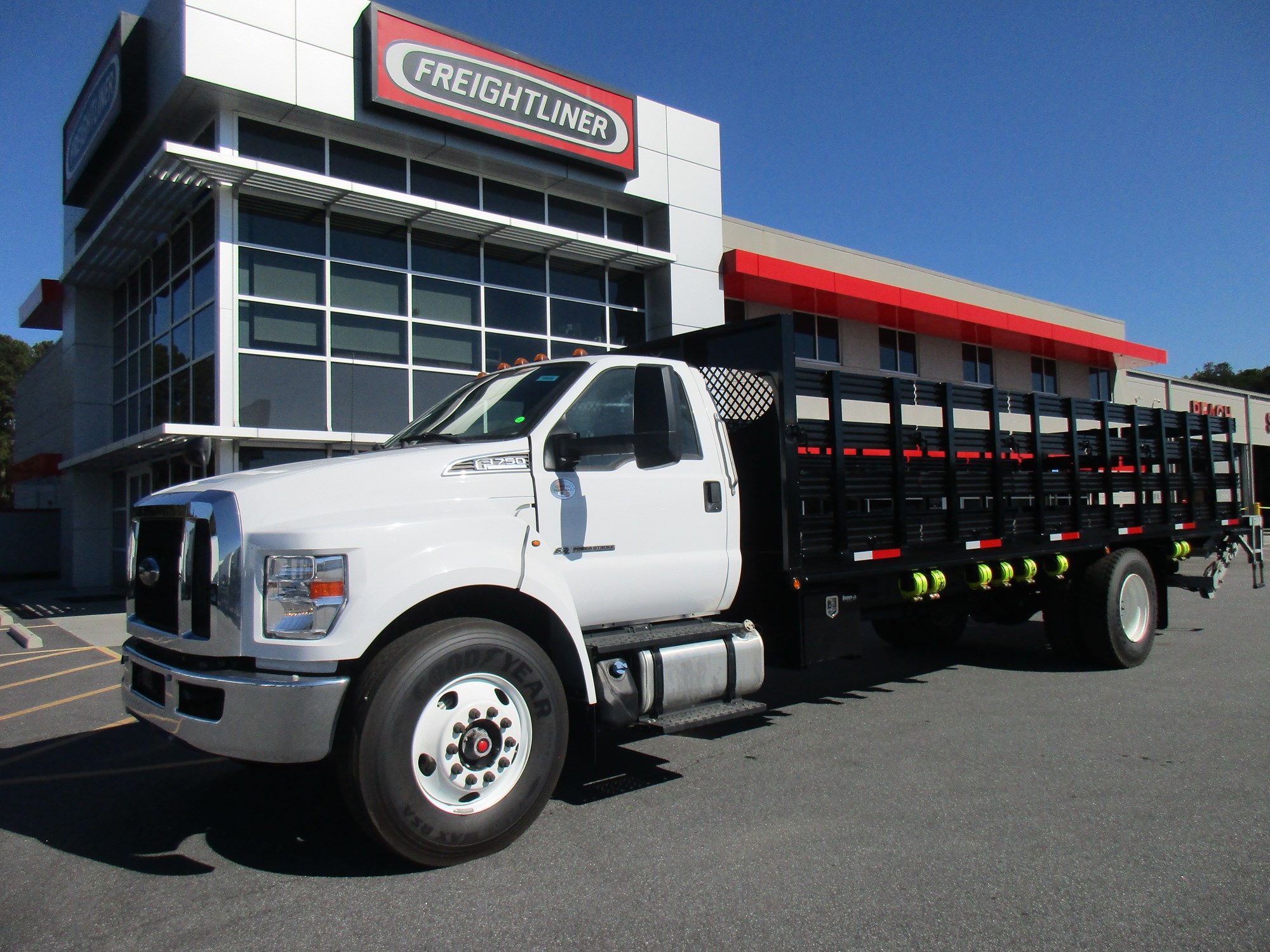 2023 Ford F-750