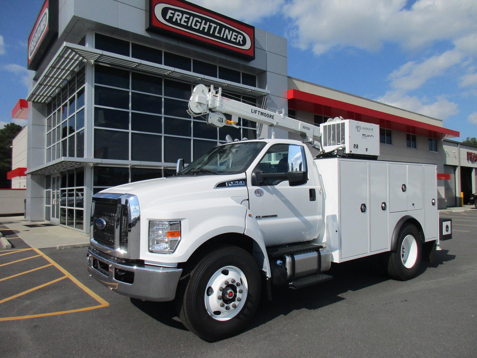 2023 Ford F-750