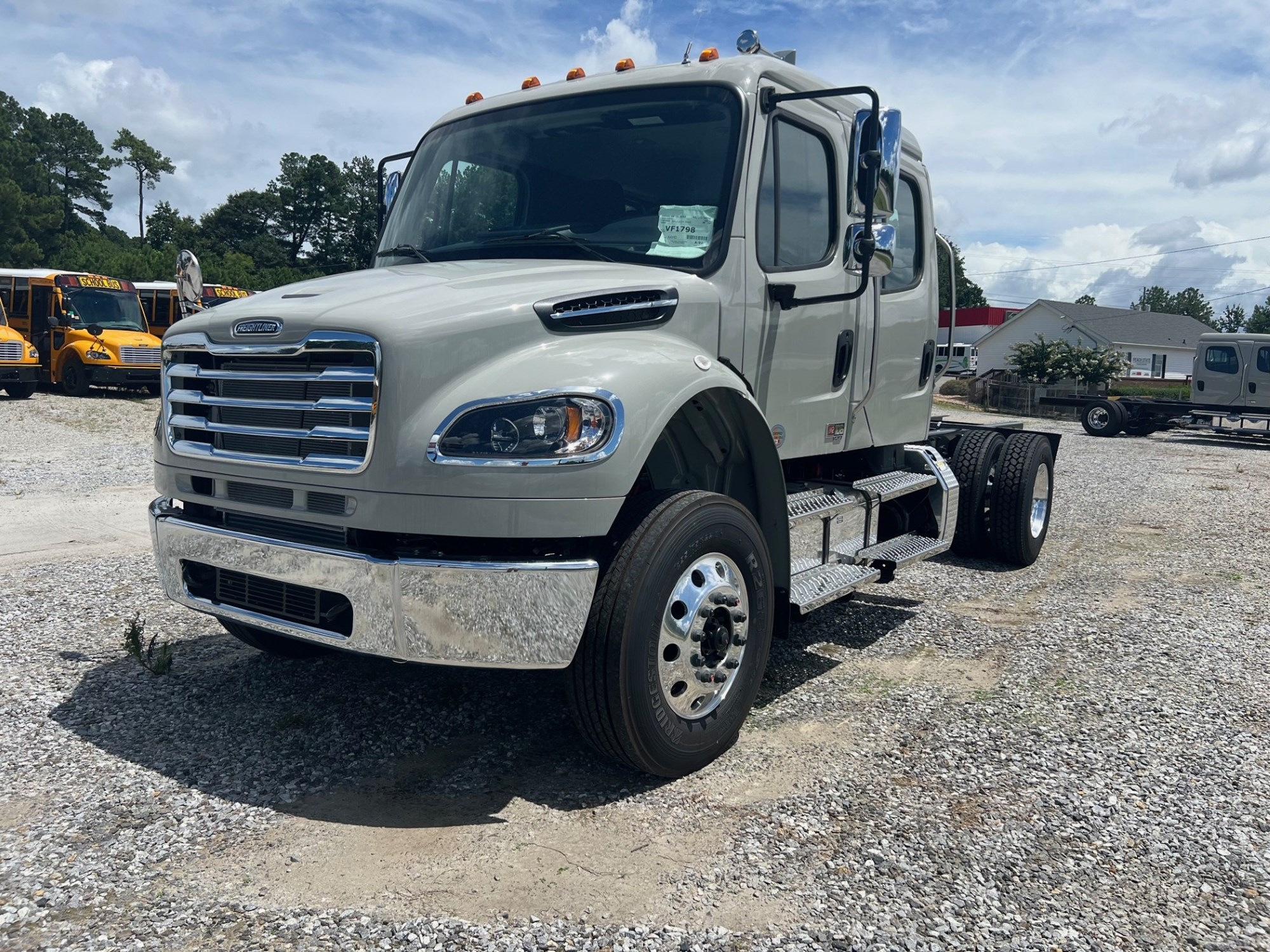 2024 FREIGHTLINER M2 106