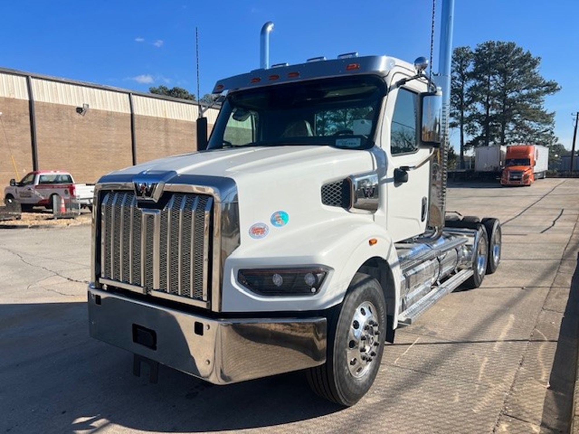 2025 WESTERN STAR 49X