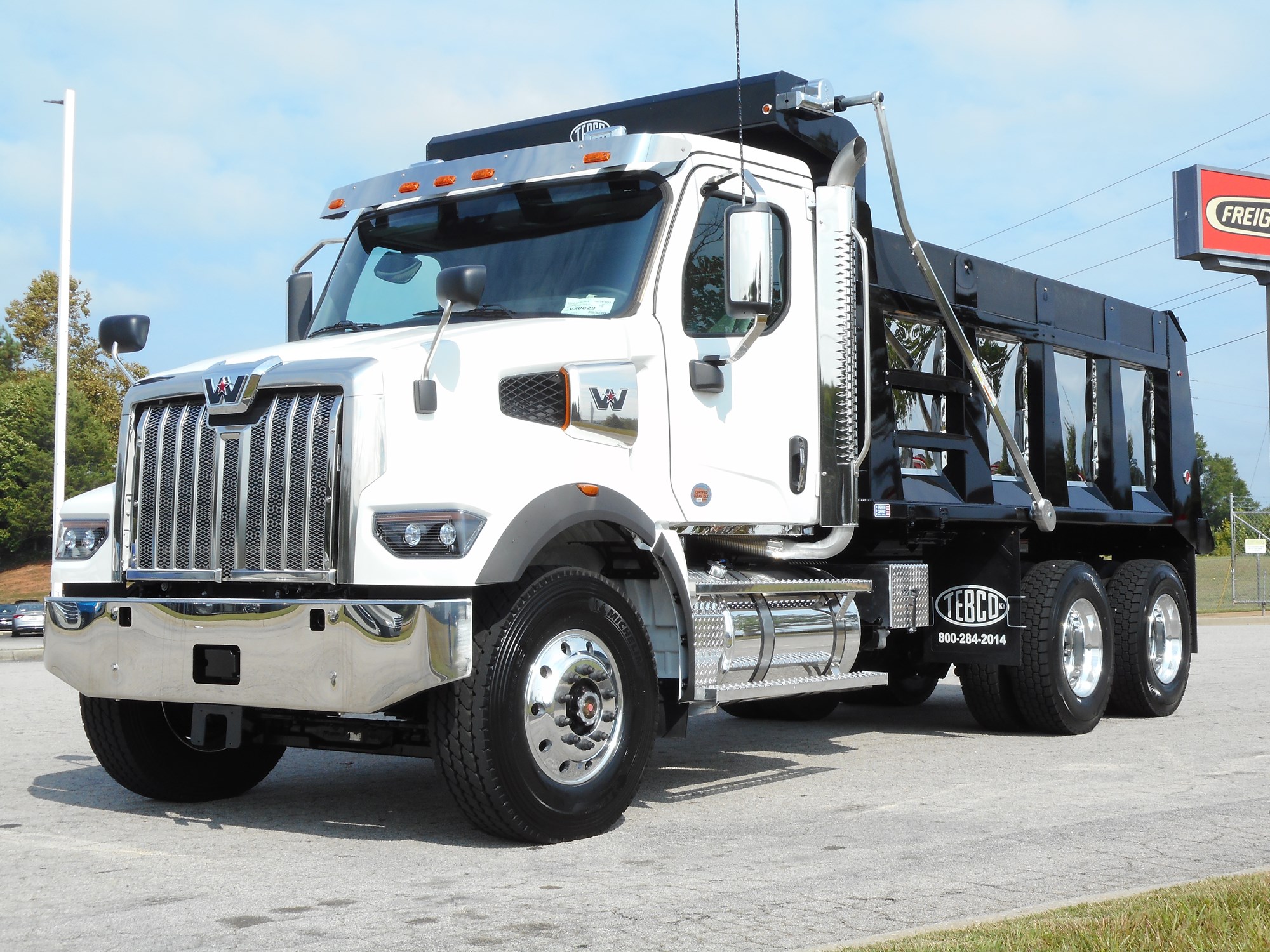 2025 WESTERN STAR 47X