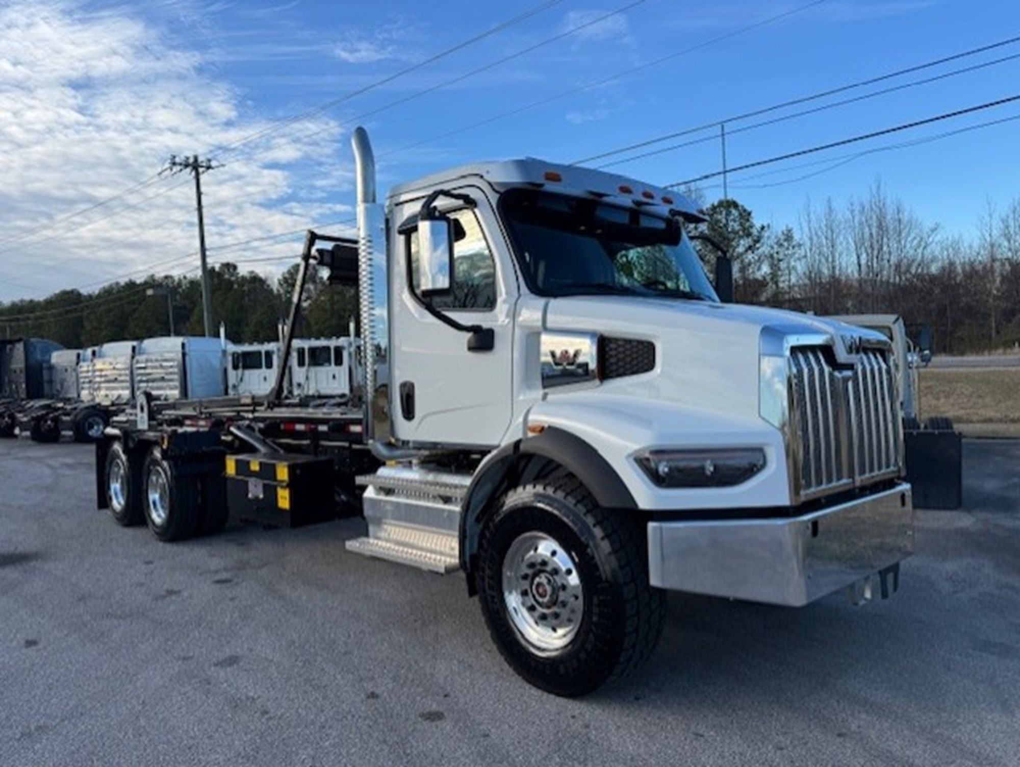 2025 WESTERN STAR 47X