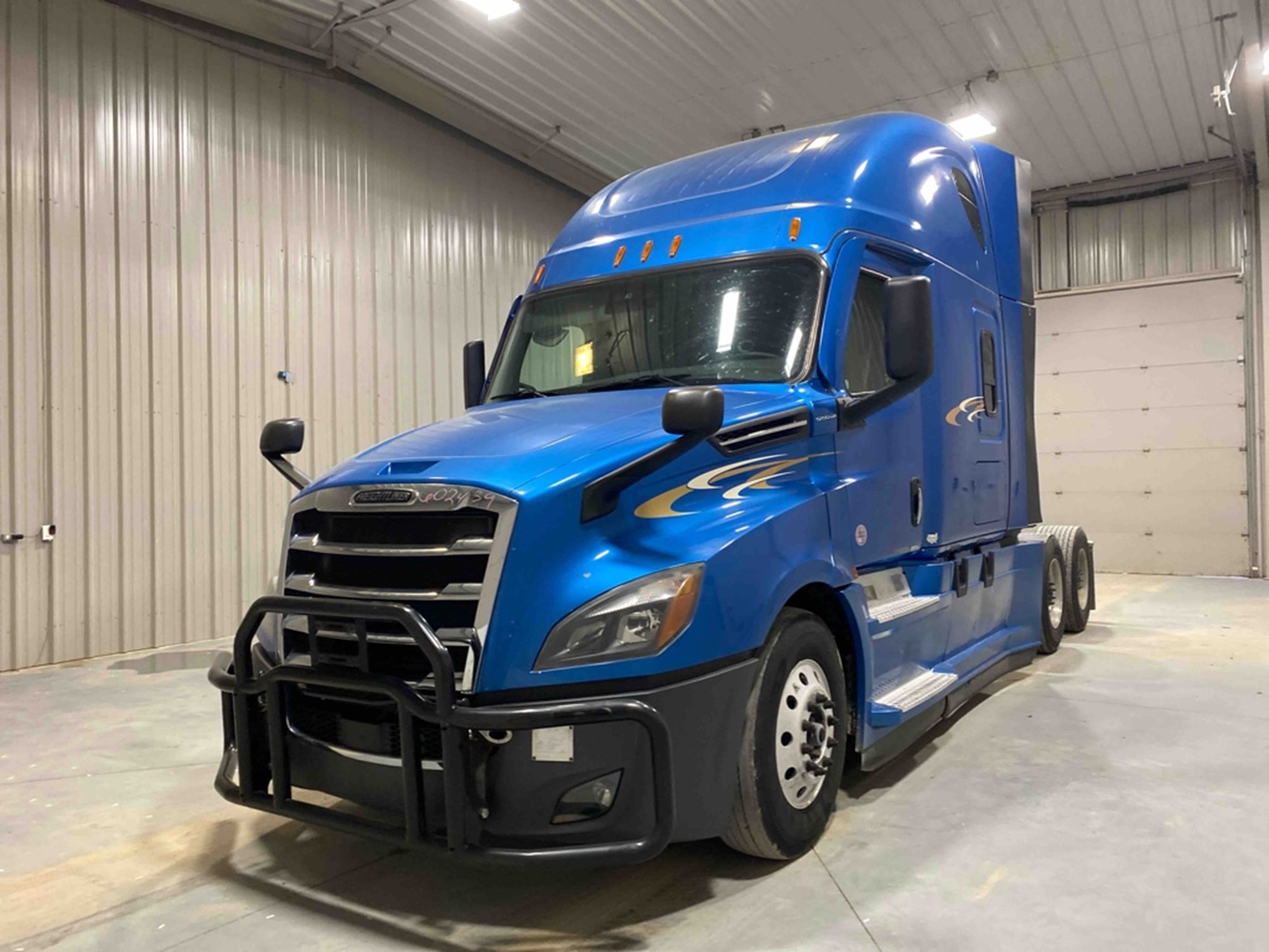 2020 FREIGHTLINER CA126SLP