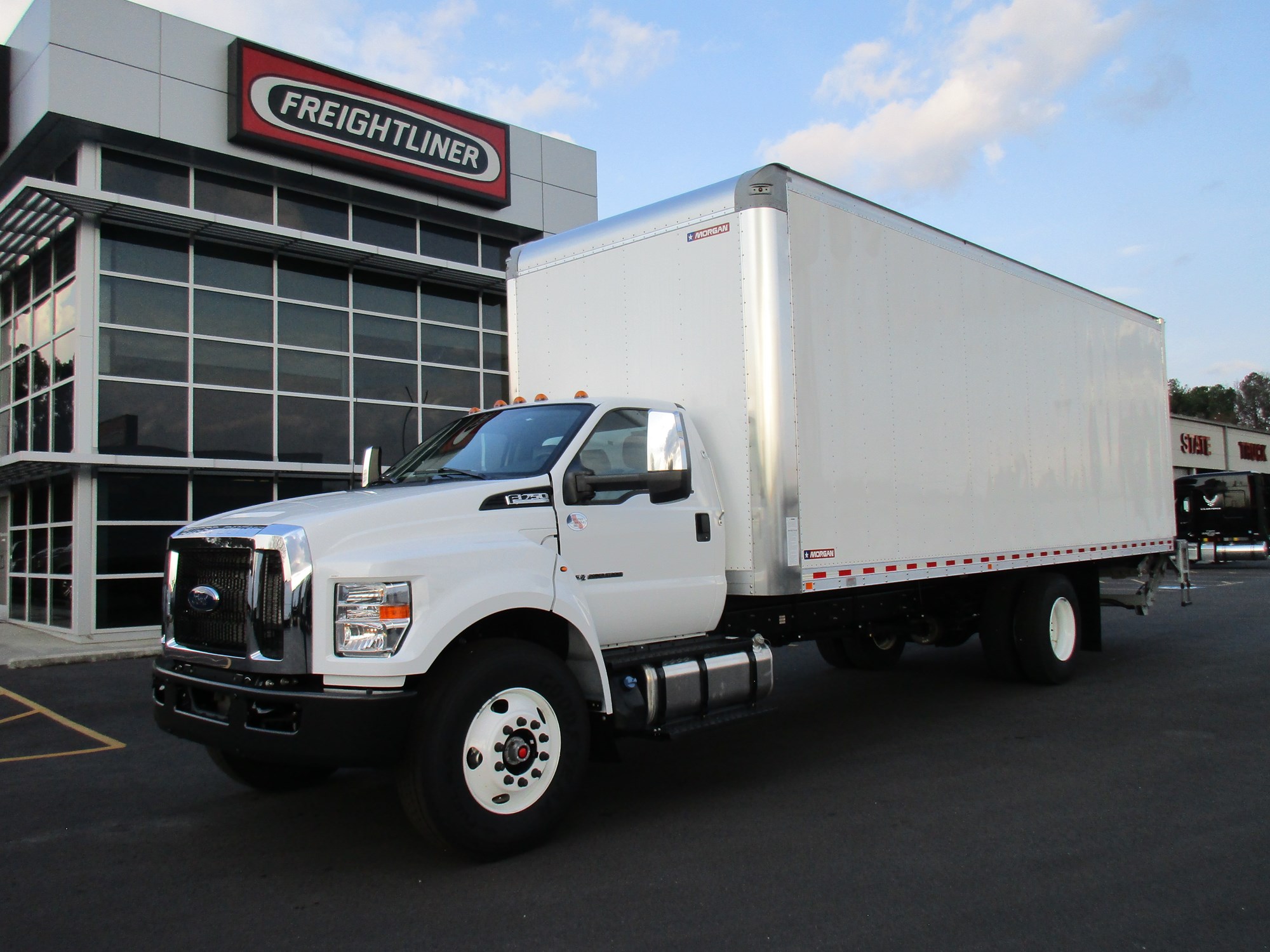 2025 Ford F-750