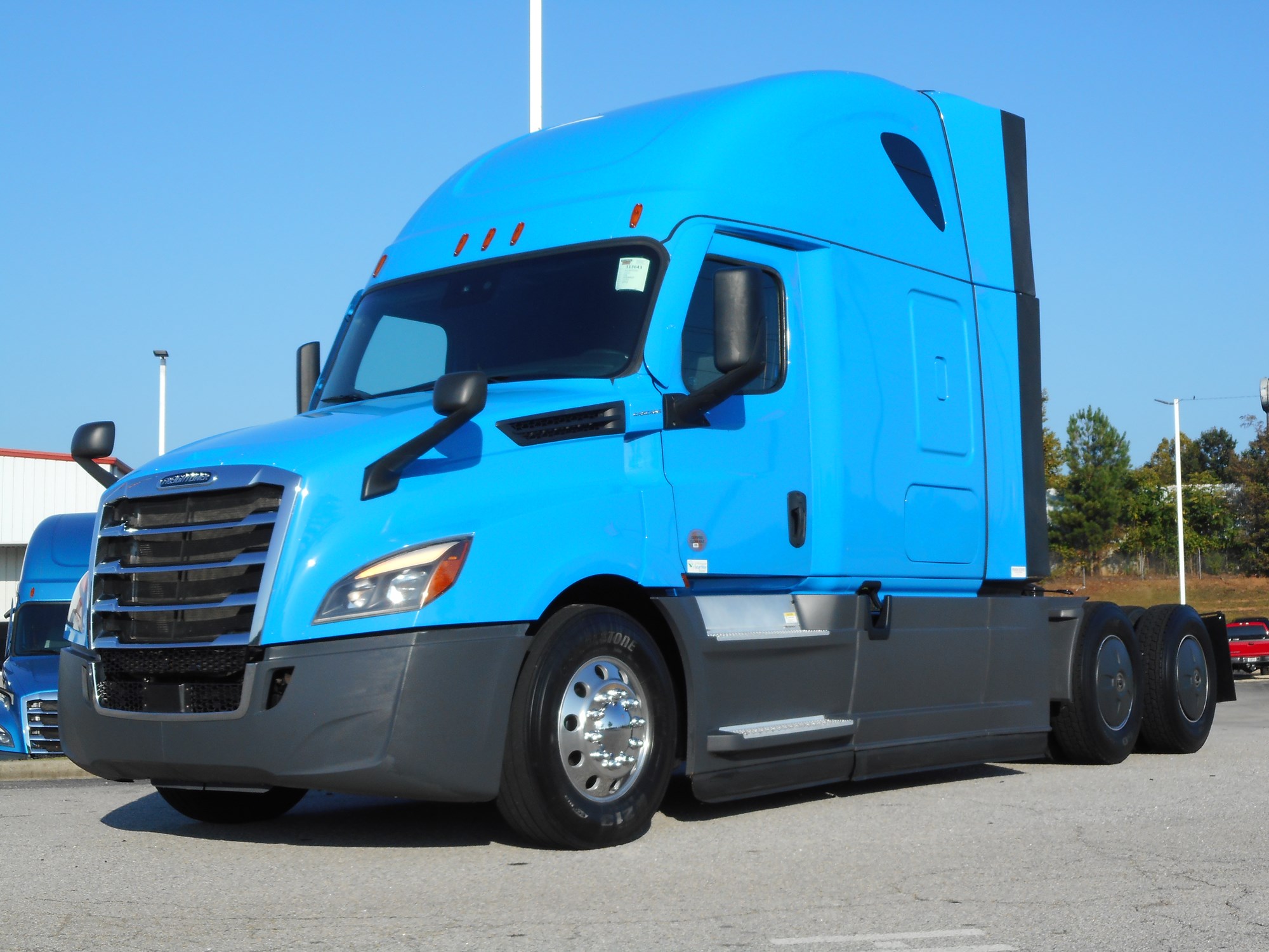 2021 FREIGHTLINER CA126SLP