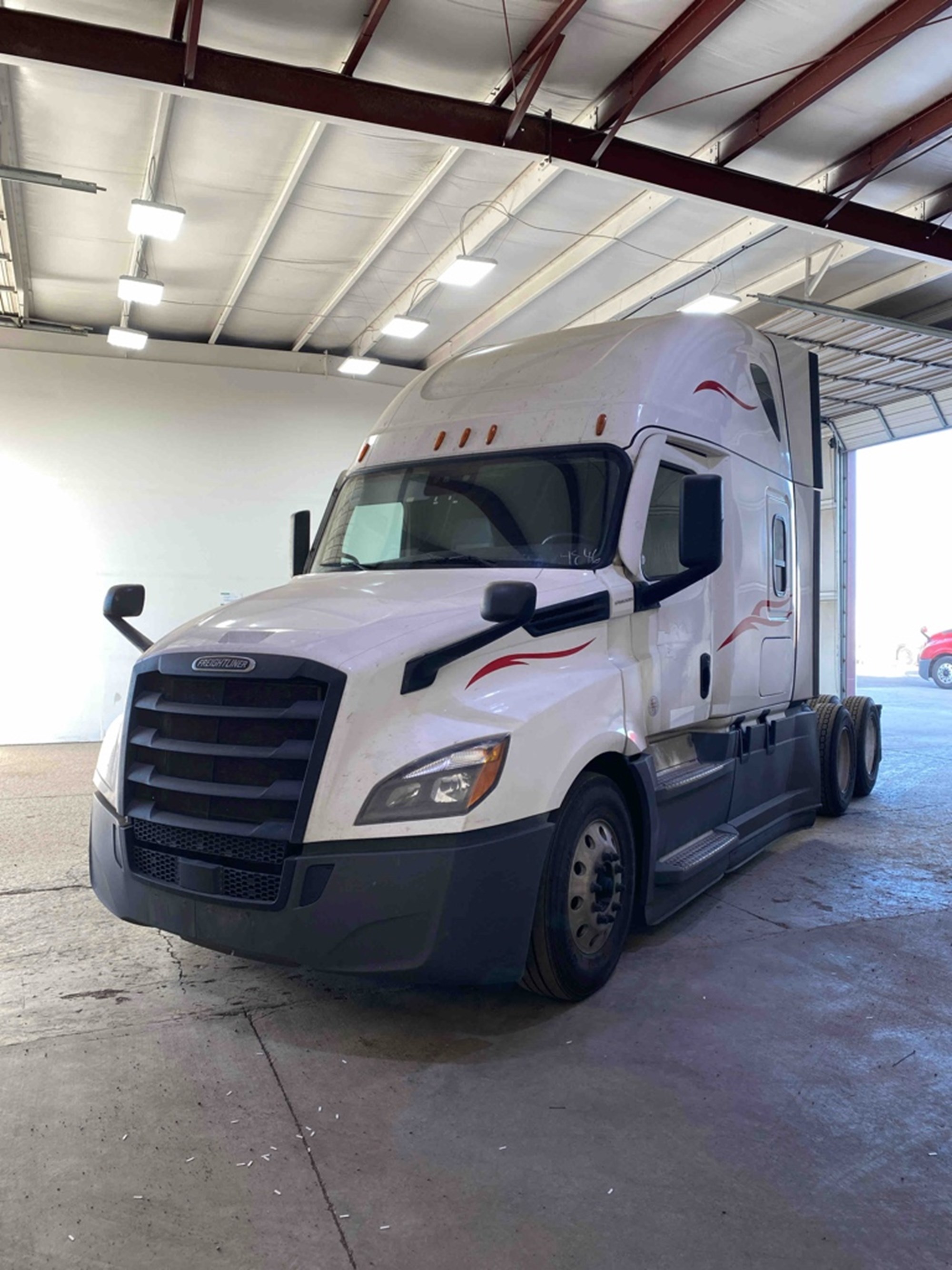 2021 FREIGHTLINER CA126SLP