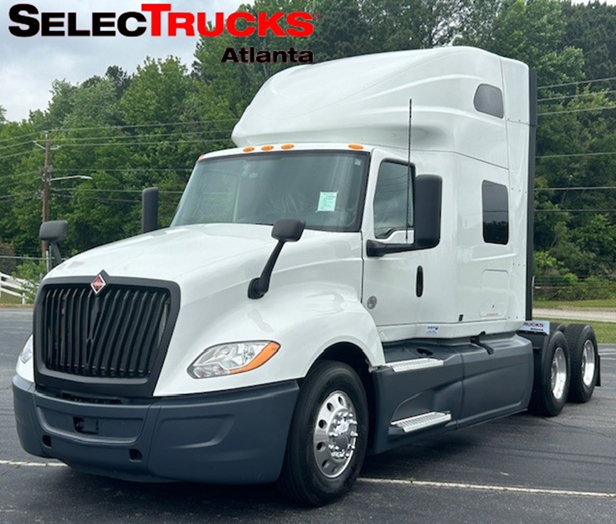 2022 International LT625