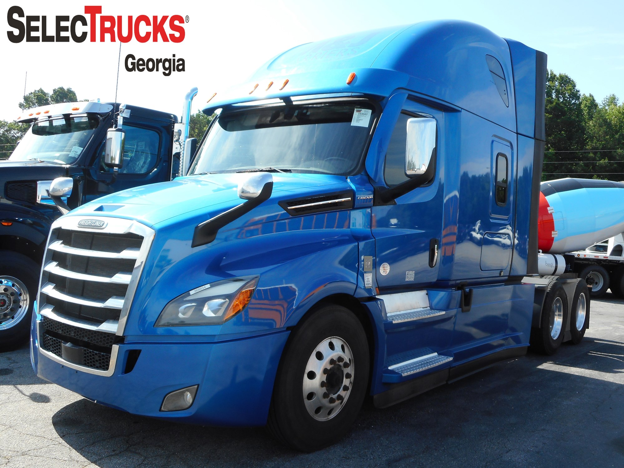2021 FREIGHTLINER CA126SLP